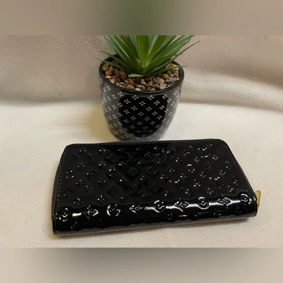 Black wallet - Picture 4 of 4